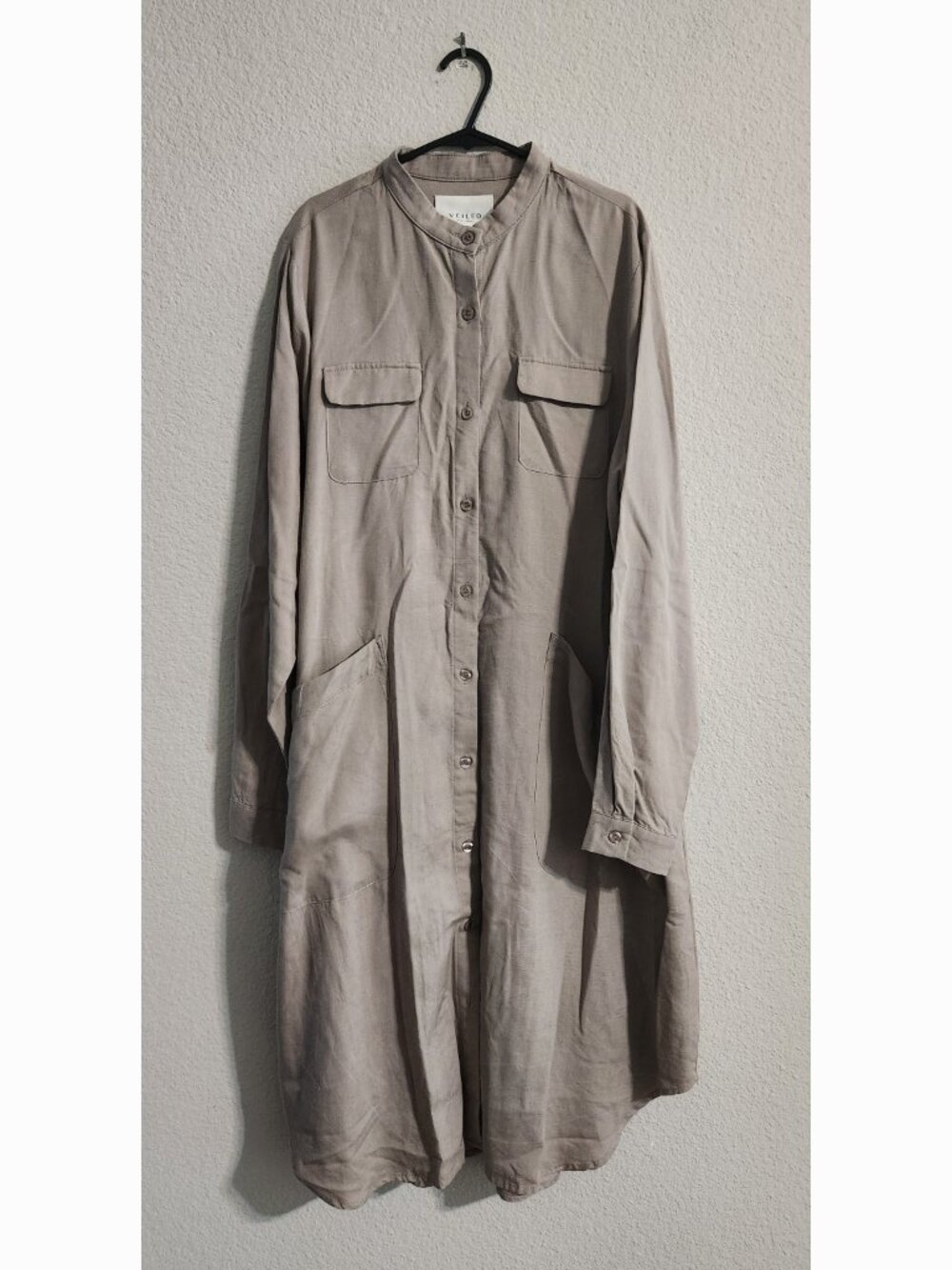 VEILED New York Linen-Cotton Long Sleeve Button Down Dress Midi medium regular